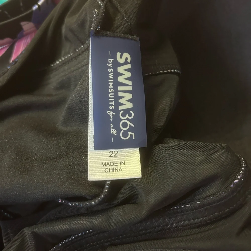 Swimsuits For All Sarong Front Swimsuit, size 22.